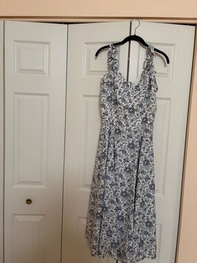 Floral Ruffle-Strap Midi Dress in White and Blue